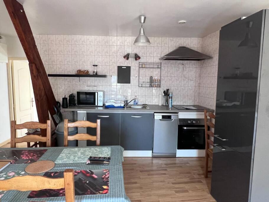 Grand Lumineux 2ch. Historique. Apartment